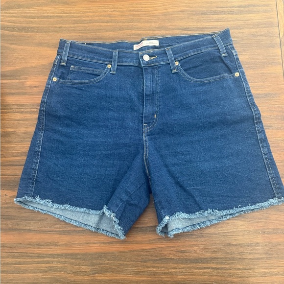 Signature by Levi Strauss Heritage High Rise  Jean Shorts with Raw Hem, size 16 - Picture 1 of 8